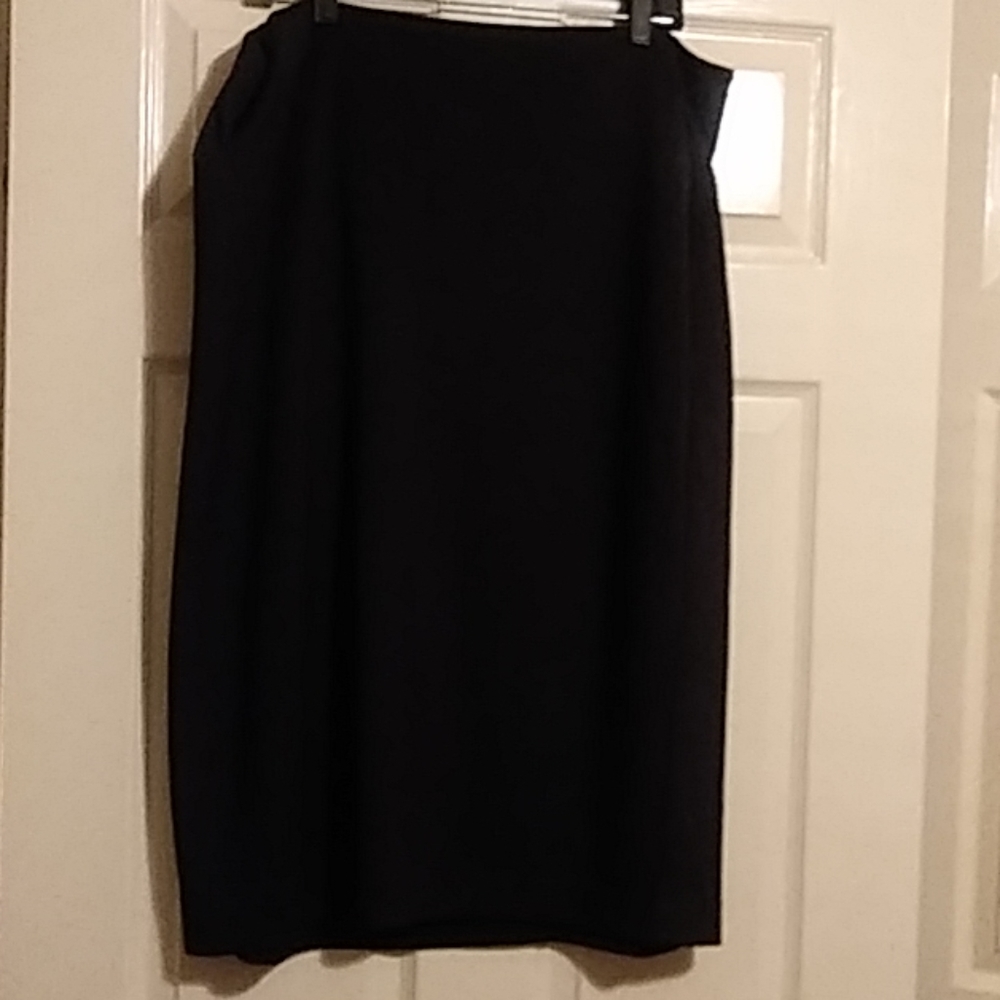 Black skirt